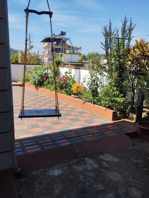 Property grounds - Family stay in madikeri
2 bedroom house (Madikeri)