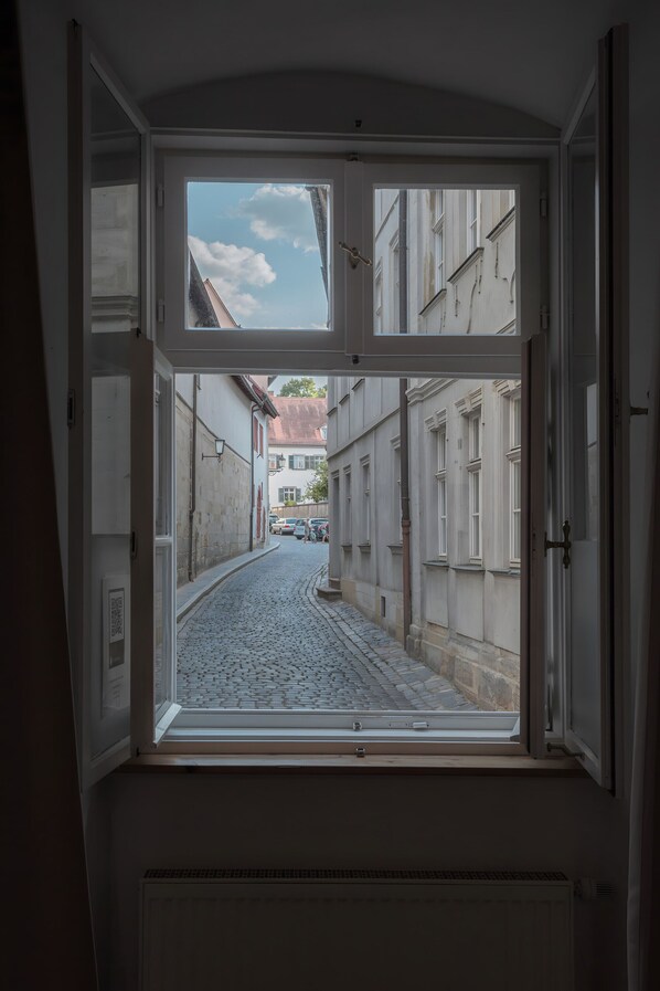 Interior - Apartment 'Adam Und Eva' with Shared Terrace and Wi-Fi (Bamberg)