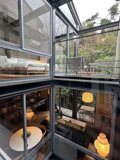 Spacious Modern Kyoto Retreat: Stylish Home with AC, Surrounded by Nature!