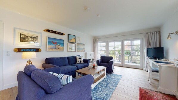 Unclassified image, 1 of 16, button - Modern apartment with terrace and sea view. - At the dune (Hörnum (Sylt))