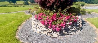Serene Golygfar Cottage Retreat in Ystrad Meurig