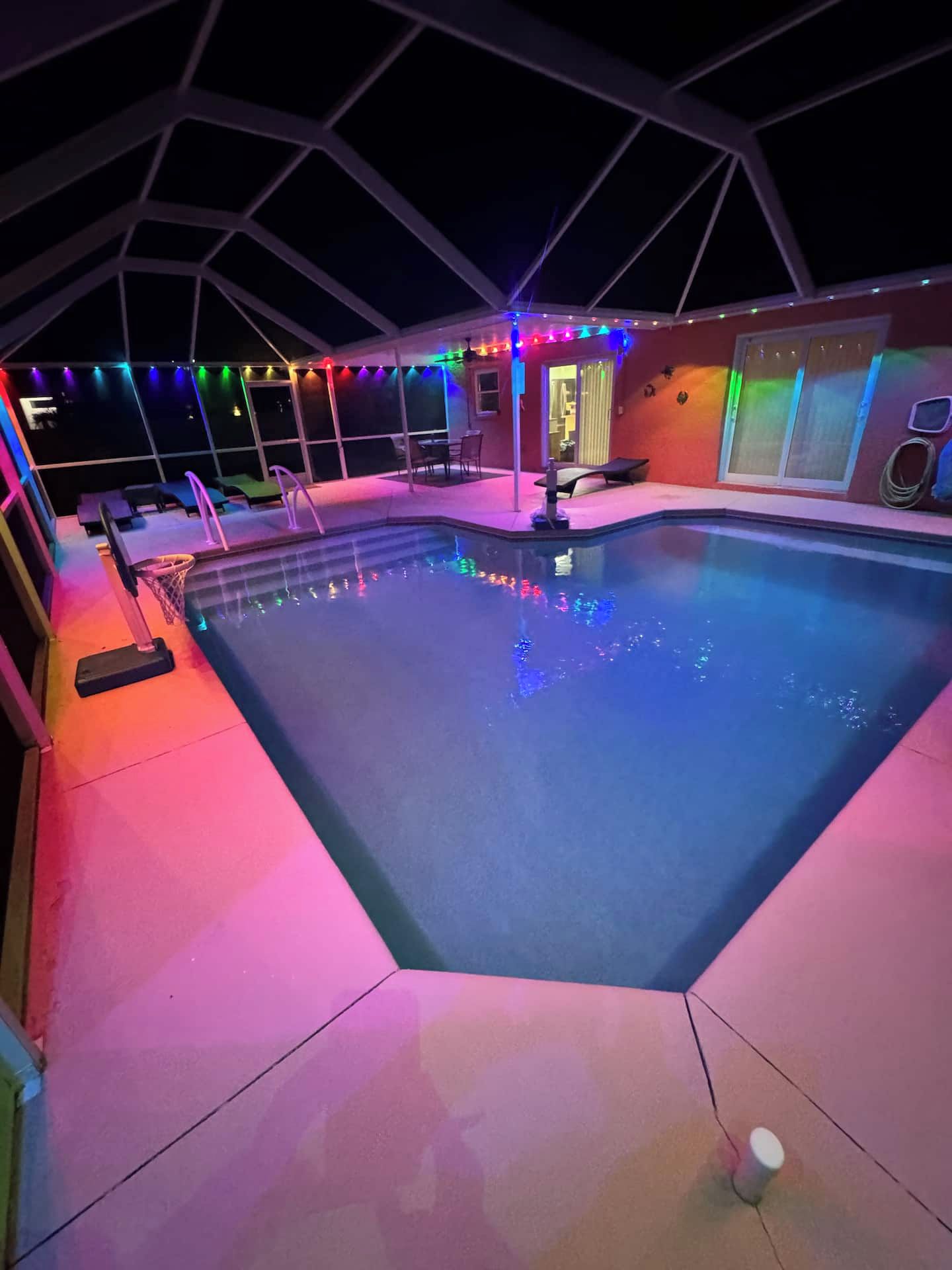 Pool always around 82 degrees all year with Southern Exposure.
