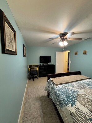 3 bedrooms, desk, free WiFi, wheelchair access