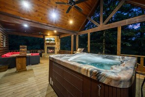 Terrace/patio - Always Welcome · Relax & Play: Pet-Friendly, Hot Tub & Pool Table (Broken Bow)