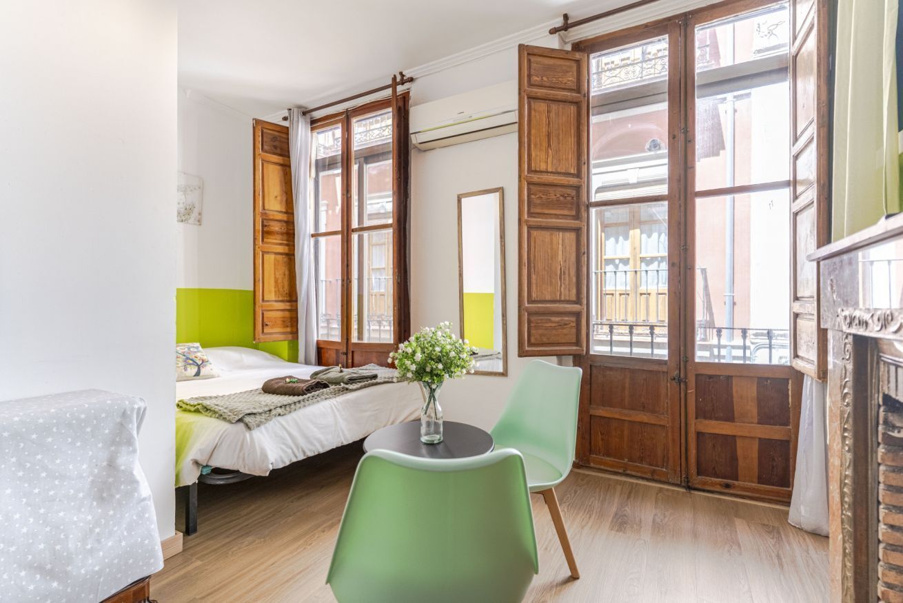 2 室のベッドルーム、WiFi、ベッドシーツ