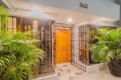 5 Bedroom Cartagena Cottage - Close to Walled City