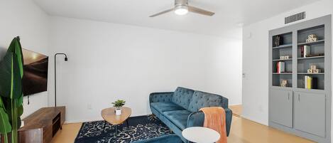 Televisión y oficina