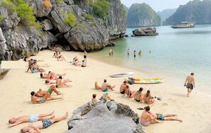 Plage à proximité, navette pour la plage, cabines (en supplément)