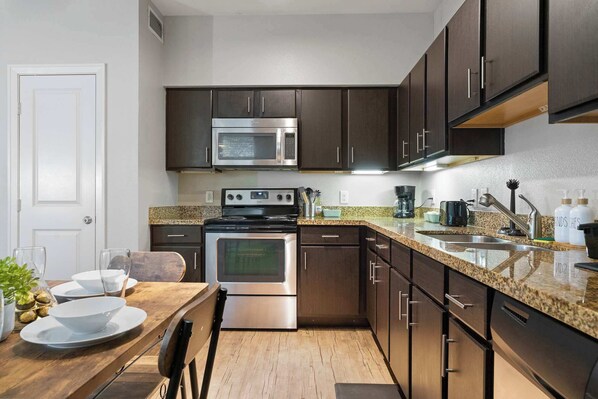 Fridge, microwave, oven, stovetop