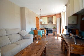 Apartment | Living room - Apartment for 2 People in Estartit (Torroella de Montgrí)