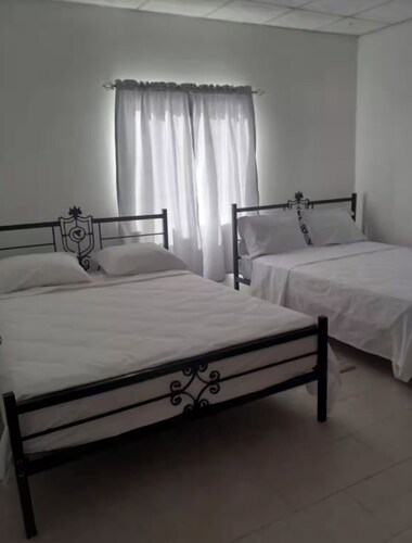 Charming 2-bedroom apartment with AC, WiFi in delightful San Fernando