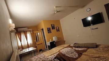 Habitación individual Deluxe, balcón, vista al jardín | Insonorización y wifi gratis