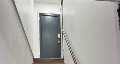 Spacious & Very comfortable 3bed & 1 Bath Basement Apartment in Taylorsville