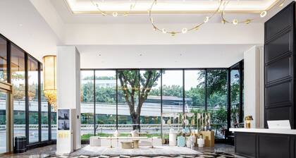 Pazhou XANA Deluxe International Hotel Pazhou Convention and Exhibition Center Nanzhou Subway Metro Branch - Free Shuttle Bus to Canton Fair Complex During Canton Fair Period