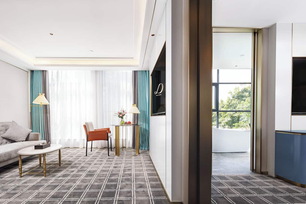 Luxury Suite, City View | View from room