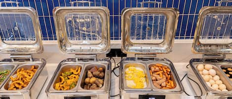 Free daily self-service breakfast