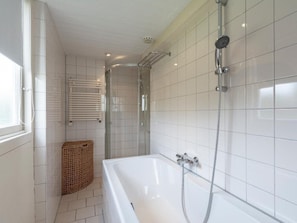 Ferienhaus | Badezimmer