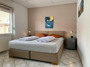 House | 2 bedrooms, individually furnished