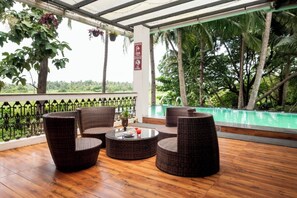 Outdoor pool - Rosastays South Goa (Cuncolim)