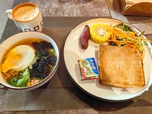 Gratis tag selv-morgenmad hver dag