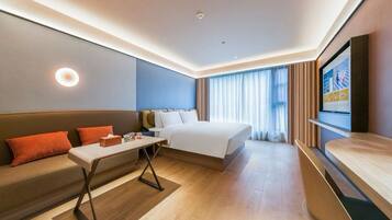 1 bedroom, laptop workspace, blackout curtains, soundproofing