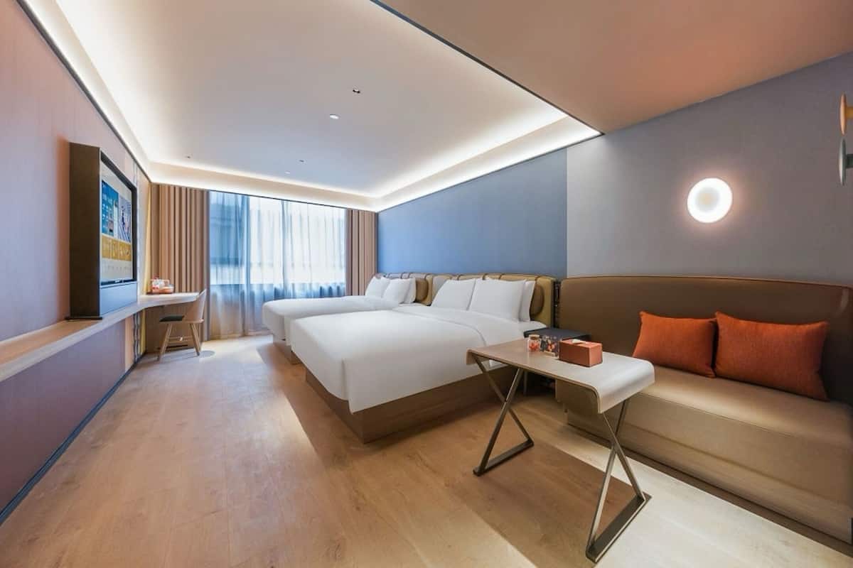 Habitación familiar con 2 camas individuales | Vista desde la habitación