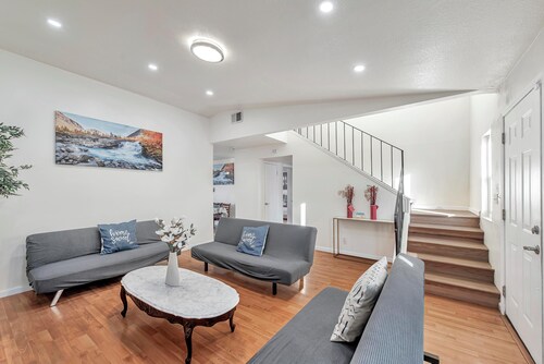 Spacious 4-bedroom house in enchanting San Jose with AC, WiFi, washer and dryers