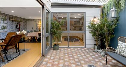 Courtyard Home In Historic Port Adelaide