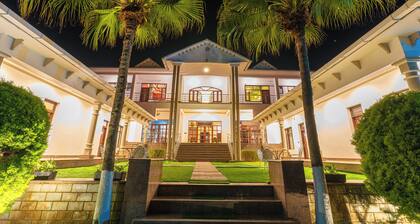 Seclude Tea Estate Palampur