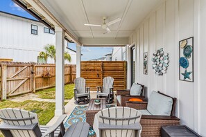 Luokittelematon kuva, 4 kautta 50, painike