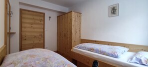 2 chambres, Wi-Fi gratuit, draps fournis