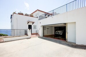 Apartment | Exterior - Apartment in Rosas Near Canyelles Beach (Roses)