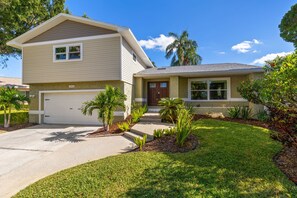 Exterior - 4 Minutes to Beach | Pool | Hot Tub | Game Room (Seminole)
