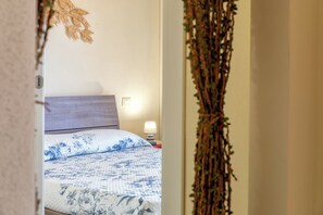1 dormitorio y ropa de cama