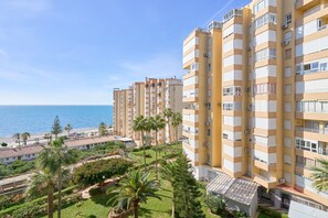 Exterior - Apartment 'Centro Internacional A117' with Sea View, Wi-Fi and Air Conditioning (Torrox)