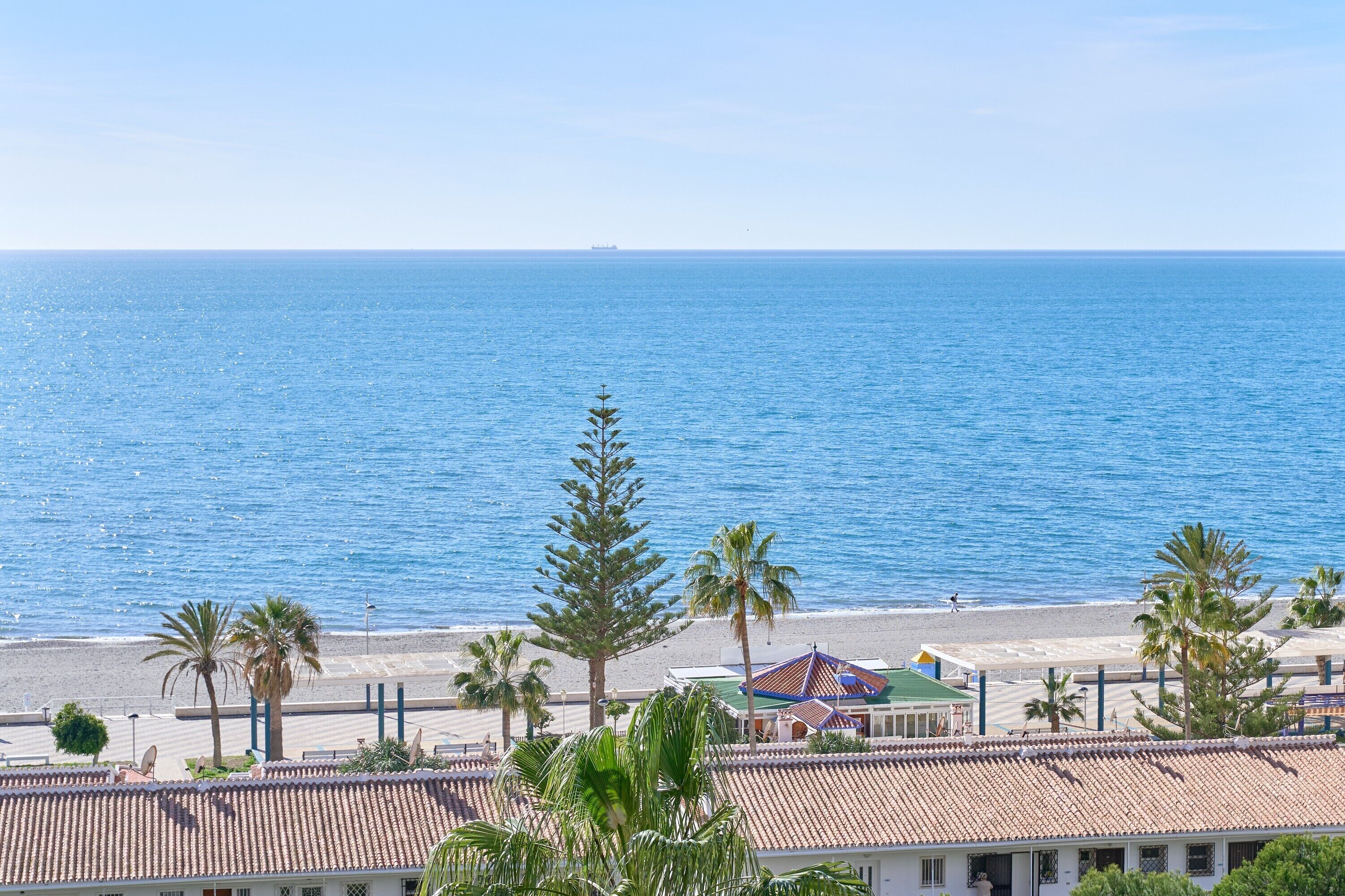 Una spiaggia nelle vicinanze
