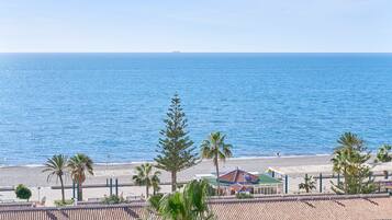 Una spiaggia nelle vicinanze