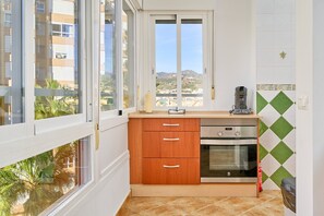 Interior - Apartment 'Centro Internacional A117' with Sea View, Wi-Fi and Air Conditioning (Torrox)