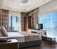 Deluxe Room, Balcony
