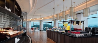 Jinjiang Metropolo Hotel Guilin Elephant Trunk Hill Two Rivers and Four Lakes
