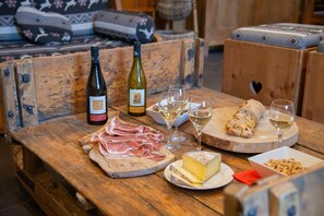 Dining - Chalet 'Cosy Pour 13 Sauna' with Mountain View, Private Terrace and Wi-Fi (Les Belleville)