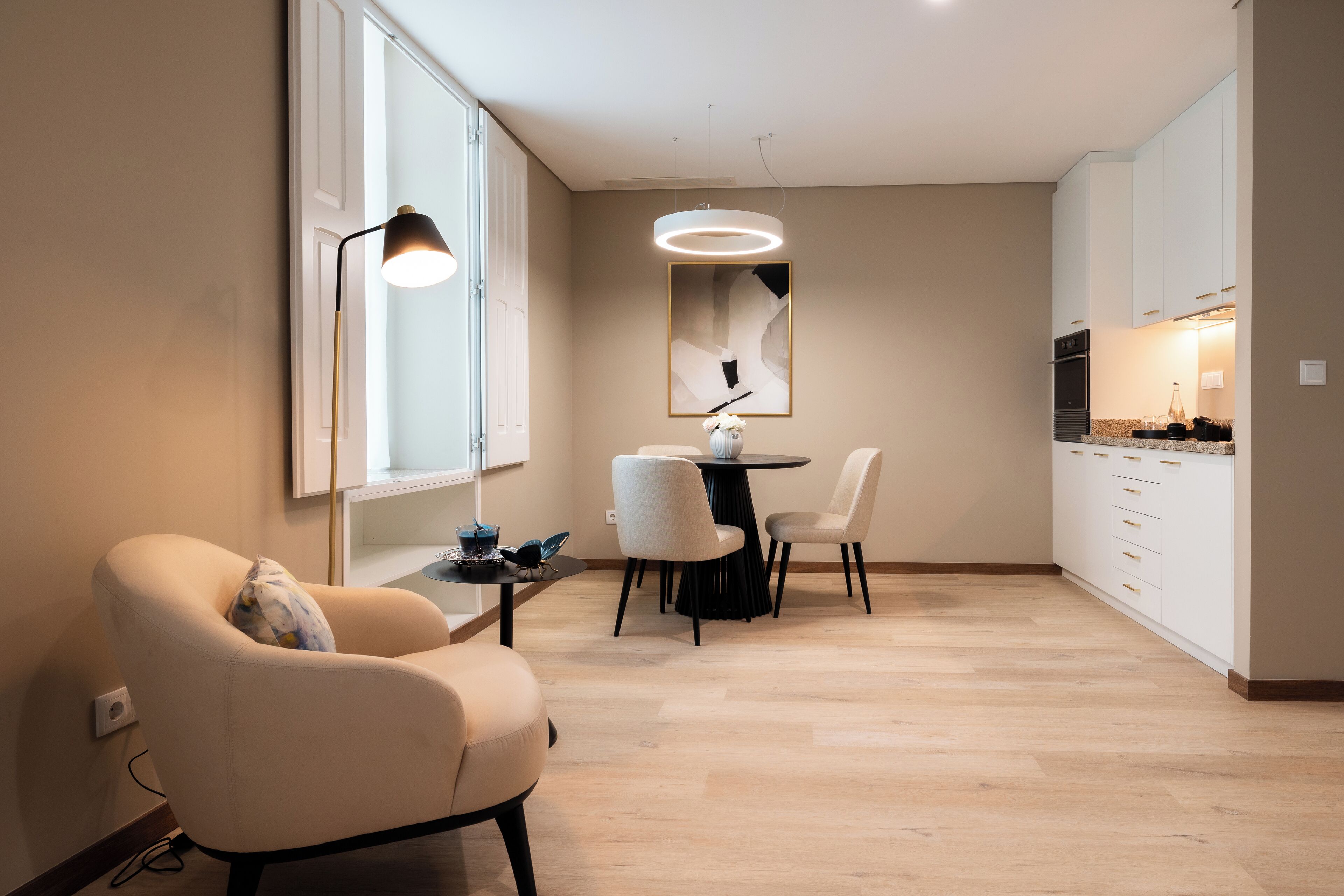 Family Apartment, 1 Bedroom | In-room dining