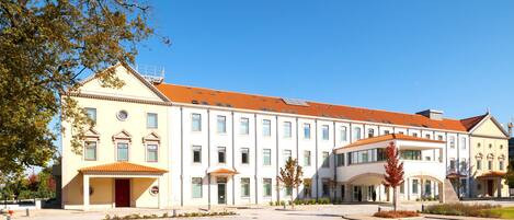 Façana frontal de l'allotjament