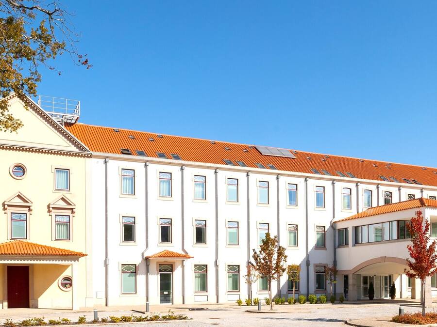 واجهة المنشأة