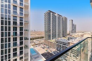 Studio Deluxe, 1 très grand lit et 1 canapé-lit, vue ville | Vue depuis le balcon