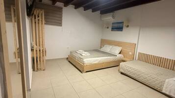 Iron/ironing board, free WiFi