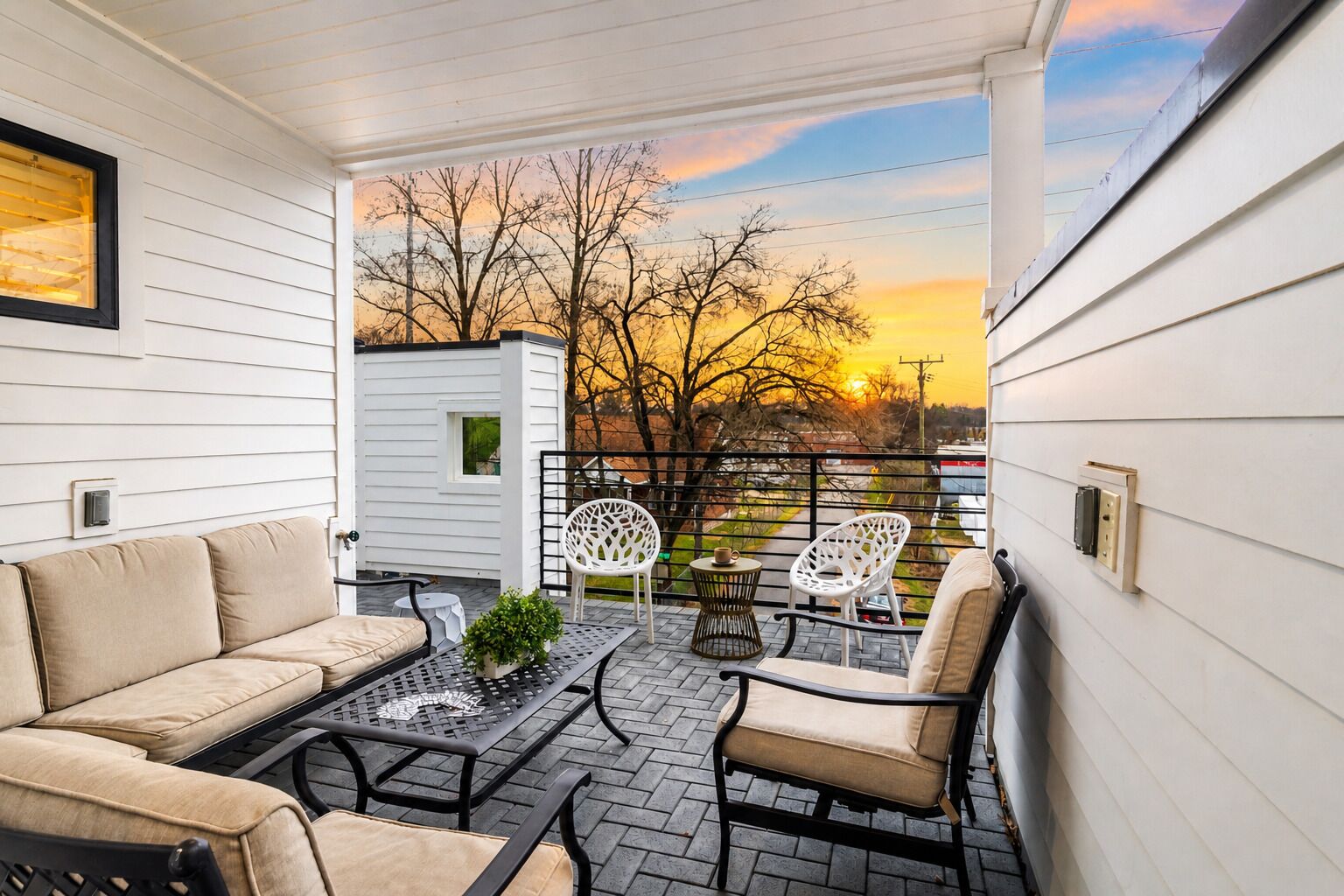 Balcony with a view
