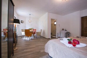 4 bedrooms - Rustico Logo Bellavista (Plesio)