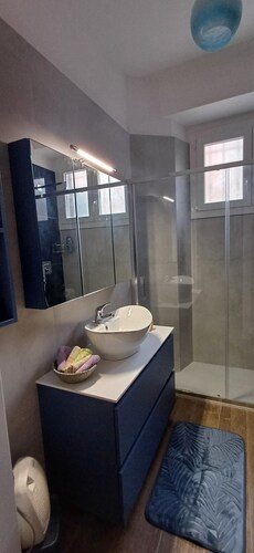 Modern and functional central apartment, finely renovated.