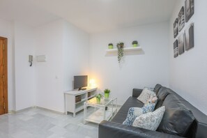 1 bedroom - Divina in Sevilla With 1 Bedrooms and 1 Bathrooms (Seville)
